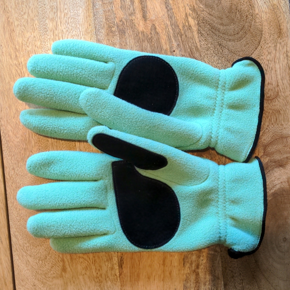 Gloves